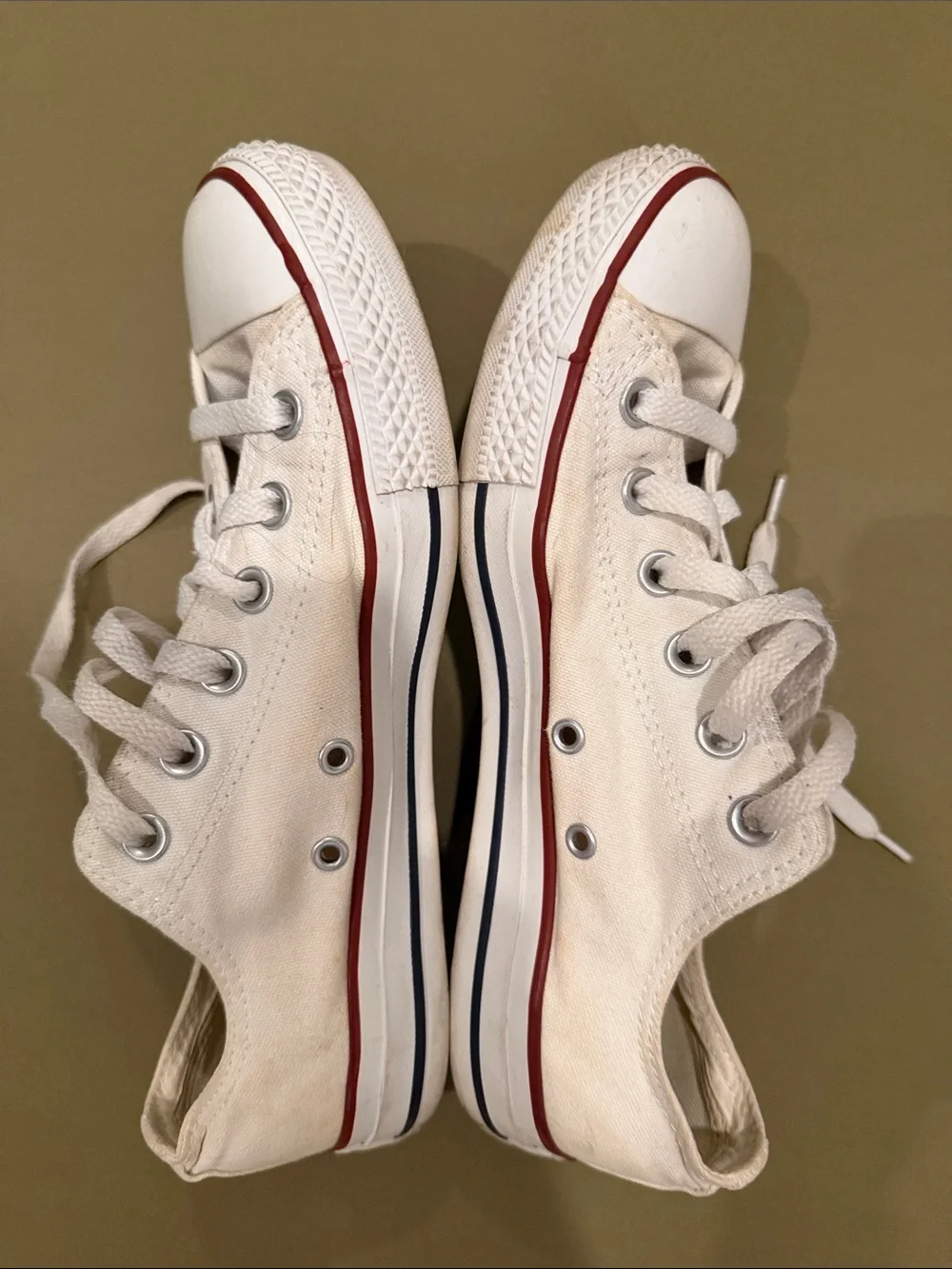 Converse Off-White Low-Top Canvas Sneakers with Red Accent